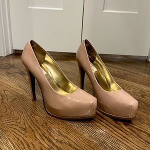 Nude Heels 🤎